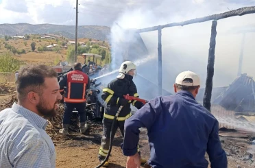 Malatya’da ahır yangını: 10 büyükbaş hayvan telef oldu 
