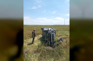 Malazgirt’te kamyonet traktörle çarpıştı: 2 yaralı 