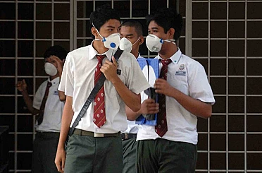 Malezya’da yaklaşık 6 bin öğrenci grip oldu, eğitime ara verildi 