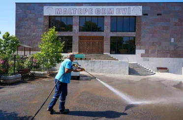 Maltepe’de Muharrem ayı öncesi cemevinde kapsamlı temizlik 