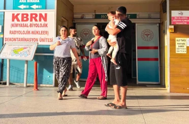 Mangal ateşine düşen çocuk yaralandı 