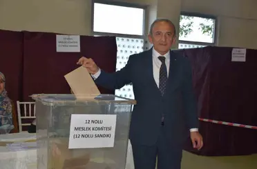 Manisa TSO seçimlerinde Başkan Mehmet Yılmaz güven tazeledi