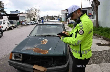 Manisa’da sahipsiz ve hurda araçlar kaldırılıyor 