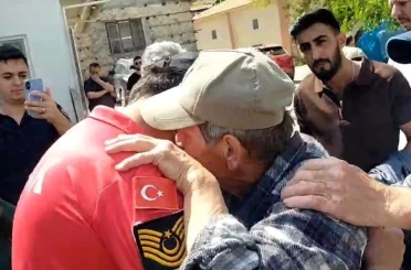 Mantar toplarken kaybolan yaşlı adamı jandarma buldu 
