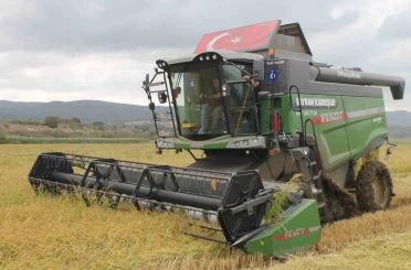 Manyas Ovası’nda çeltik hasadı başladı 