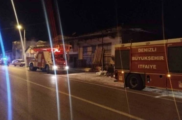Marangozhanede çıkan yangın paniğe neden oldu 