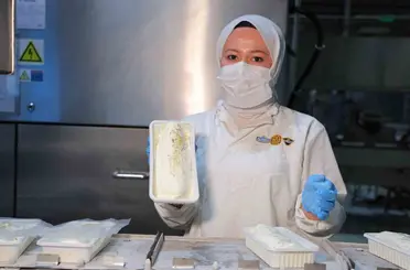 Maraş dondurmasında sıcak mesaisi: Yıllık üretim 120 bin tona ulaştı
