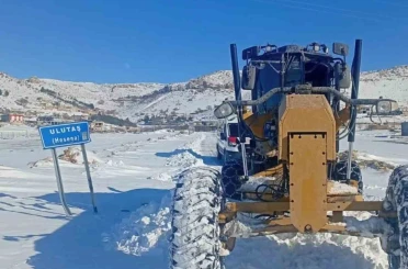 Mardin Büyükşehir Belediyesi’nden Mazıdağı’nda kar seferberliği 
