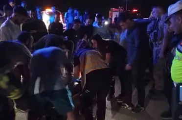 Mardin’de devrilen hafif ticari aracın sürücüsü ağır yaralandı
