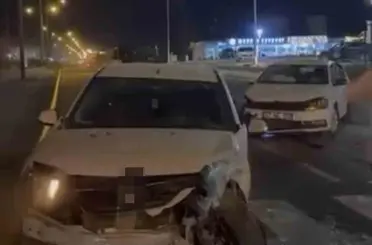 Mardin’de iki otomobil çarpıştı: 3 yaralı
