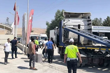 Mardin’de iki tır çarpıştı: 1 yaralı 