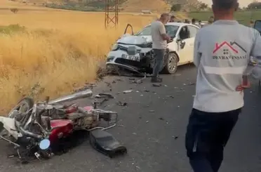Mardin’de otomobil motosikletle çarpıştı: 2 ölü

