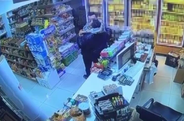 Markette 19 yaşındaki genci hayattan koparan cinayet anına ait görüntüler ortaya çıktı 