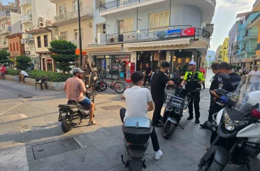 Marmaris Çarşısı’nda motosikletlere ortak denedim 