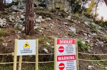 Marmaris Ticaret Odası’ndan 2 bin yıllık kaya mezarlarına kameralı koruma desteği 