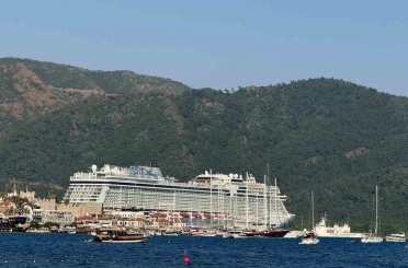 Marmaris’i bir haftada üç kruvaziyer ziyaret edecek 