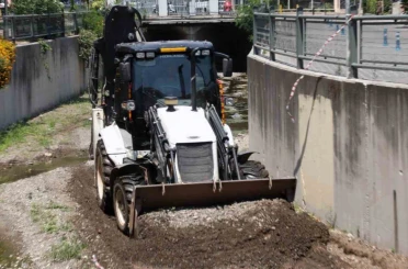 Marmaris’te 15 bin 200 metre dere temizliği yapıldı 