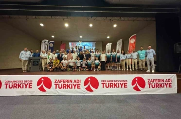 Marmaris’te 15 Temmuz Şehitleri Anma Programı bisiklet yarışı kazananları ödüllerini aldı 