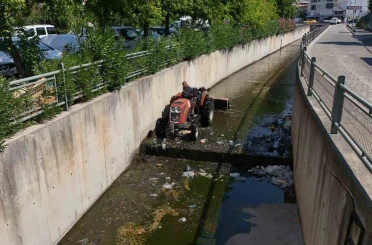 Marmaris’te derelerde temizlik seferberliği 