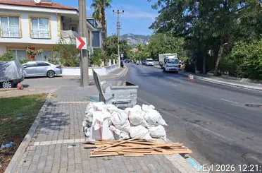 Marmaris’te kaçak moloz dökümüne ceza