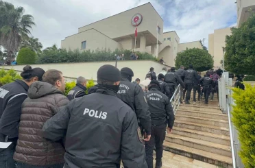 Marmaris’teki rüşvet operasyonunda 4 tutuklama 