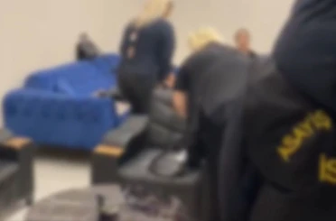 Masaj salonlarına fuhuş operasyonu 