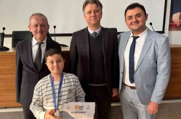 Matematiğin dâhileri ödüllendirildi 