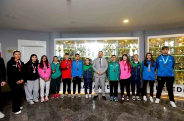 Mavi-beyazlı sporculardan ilk 40 günde 71 yeni madalya 