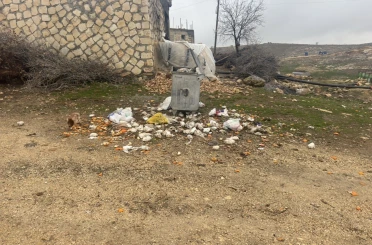 Mazıdağı’nda vatandaşlardan toplanmayan çöplere tepki 