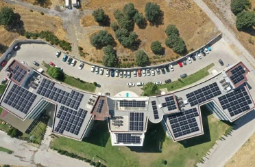 MCBÜ kampüsü elektrik ihtiyacını Enerjisa ile güneşten sağlayacak 