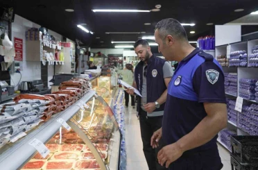 Melikgazi Zabıta’dan marketlerde sıkı denetim 