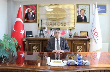 Memet Aslan: "Van hafif raylı sistem projesi, şehrimizin geleceğine yapılan en büyük yatırımlardan biridir" 