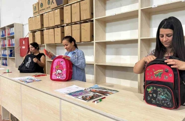 Menemen Belediyesi’nden öğrencilere kırtasiye desteği 