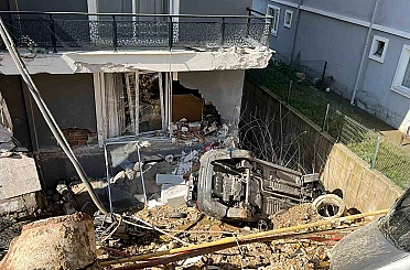 Menemen’de istinat duvarı çöktü: 151 kişi tahliye edildi 