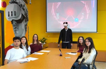 Menteşe Belediyesi Teknoloji ve Gençlik Merkezi’ne gençlerden yoğun ilgi 