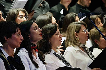 Menteşe Korosu Barış Manço’yu konser ile andı 