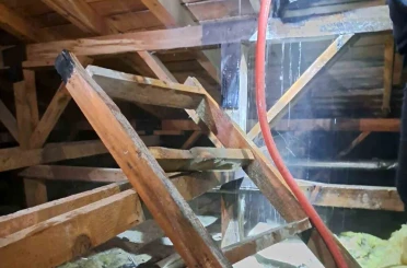 Menteşe TOKİ’de çatı yangını korkuttu 