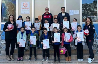 Menteşe Yenice İlkokulu öğrencilerinden 112 Acil Çağrı Merkezine ziyaret 