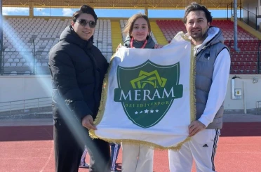 Meramlı sporculardan okçuluk turnuvasında çifte başarı