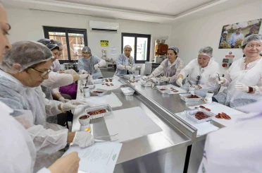 Mersin’de coğrafi işaretli kan portakalı yeni bir ürüne dönüştü 