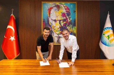 Mersin’de dezavantajlı bireyler su sporlarıyla buluşuyor 