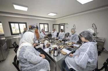 Mersin’de kadın üreticilere bitki çayı eğitimi 