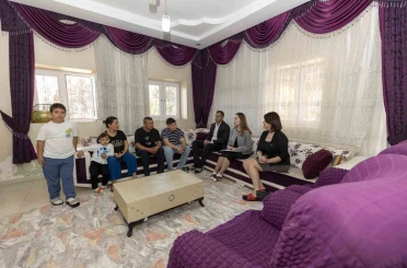 Mersin’de öğrenciler için evde eğitim takibi başladı 