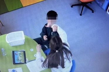Mersin’de otizmli çocuğa şiddet davasında öğretmenin tutukluluğuna devam kararı 