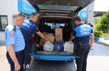 Mersin’de zincir markette 135 tarihi geçmiş ürün ele geçirildi 