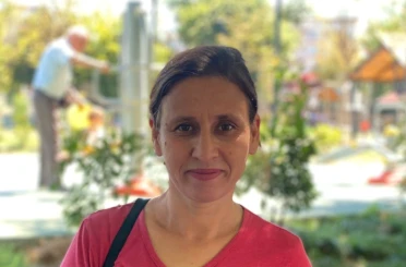 Mersin’deki koca vahşeti: Şüpheli tutuklandı, 4 çocuk annesi son yolculuğuna uğurlandı 