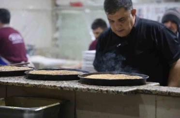 Meşe odunlu fırında vazgeçilmez lezzet: Tahinli pide 
