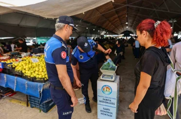 Mezitli zabıtasından semt pazarlarında sıkı denetim 