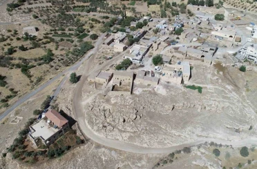Mezopotamya’nın altın üçgeninde bulunan Mardin, dizilerin çekim merkezi olmasıyla turizme katkı sağlıyor