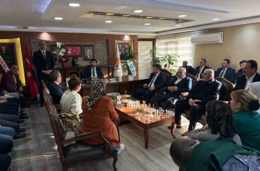 MHP Etimesgut İlçe Başkanı Muratgül’den AK Parti Etmisgut İlçe Başkanı Şankazan’a ziyaret 